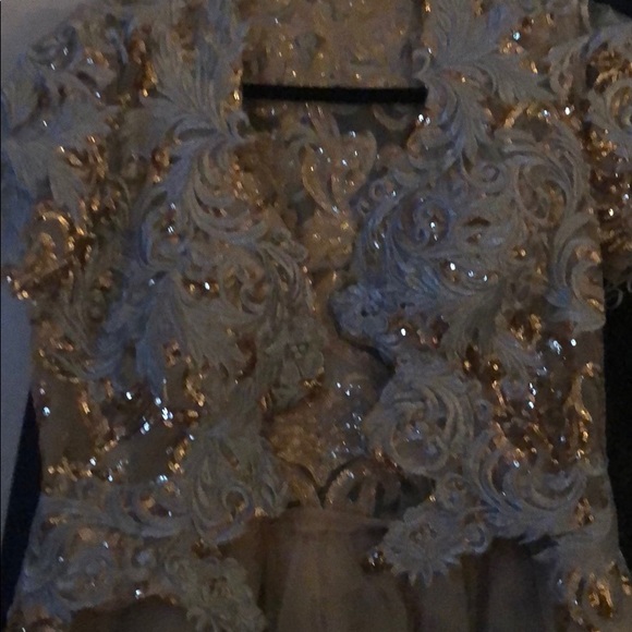 Beautiful Custom Blouse - Picture 14 of 16